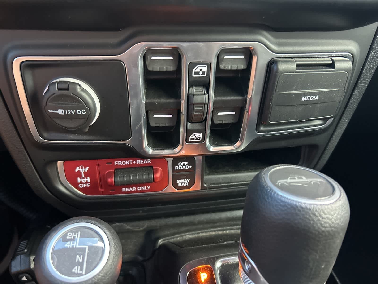 Thumbnail: 2022 Jeep Gladiator - 48