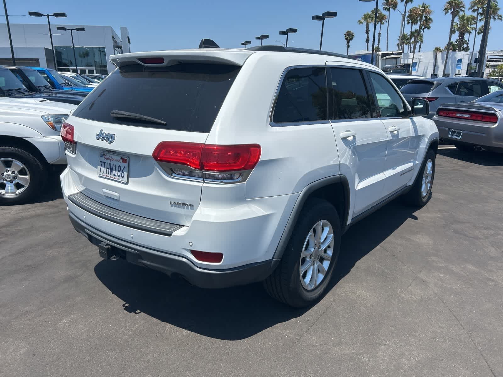 Thumbnail: 2016 Jeep Grand Cherokee - 5