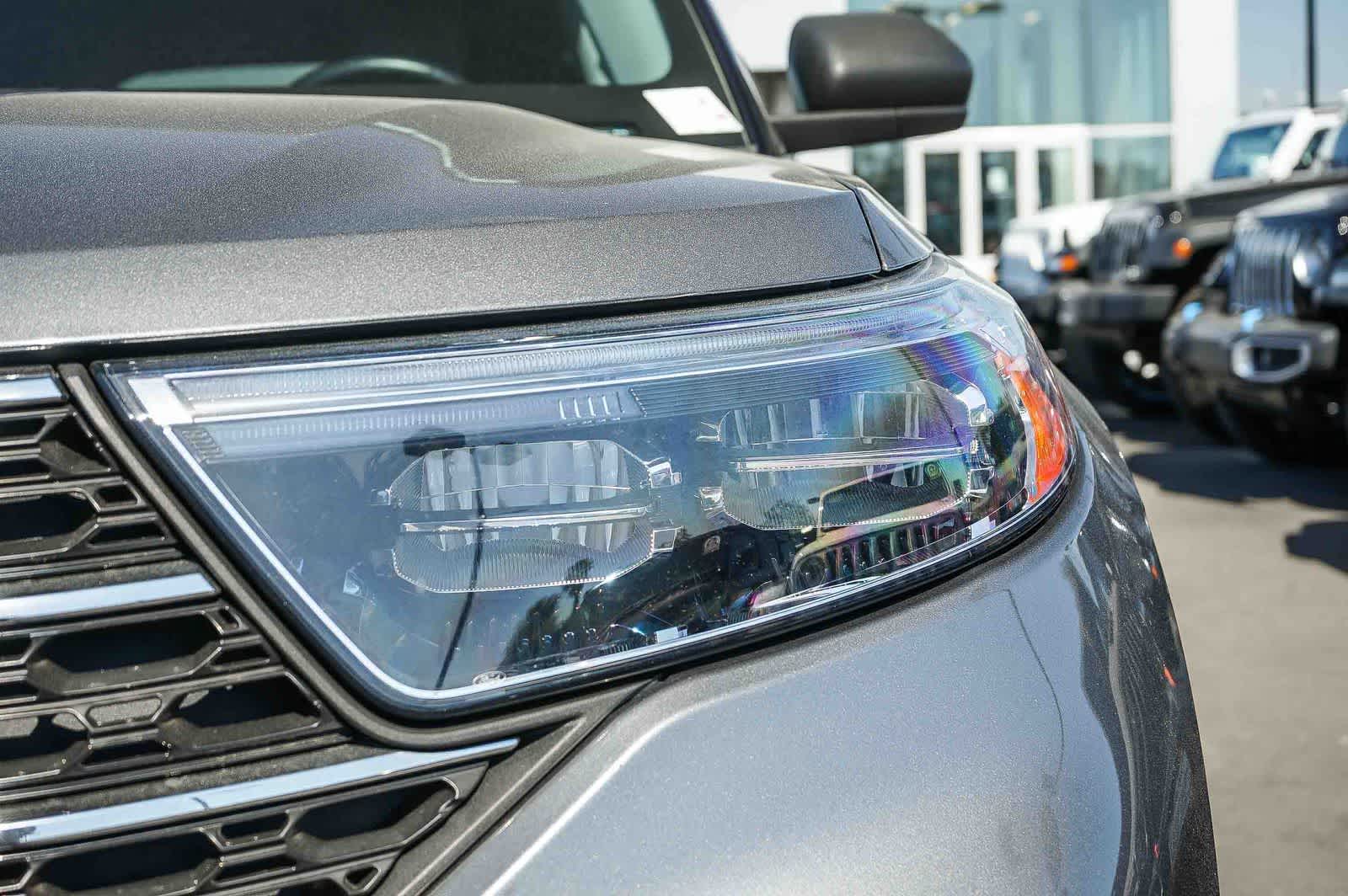 Thumbnail: 2022 Ford Explorer - 8