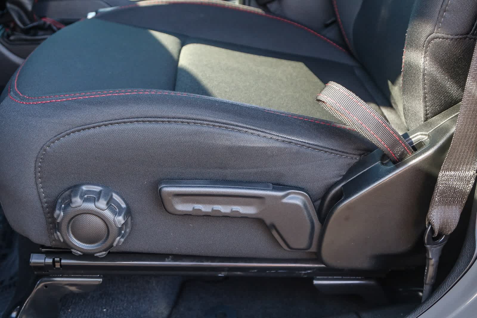 Thumbnail: 2021 Jeep Gladiator - 24