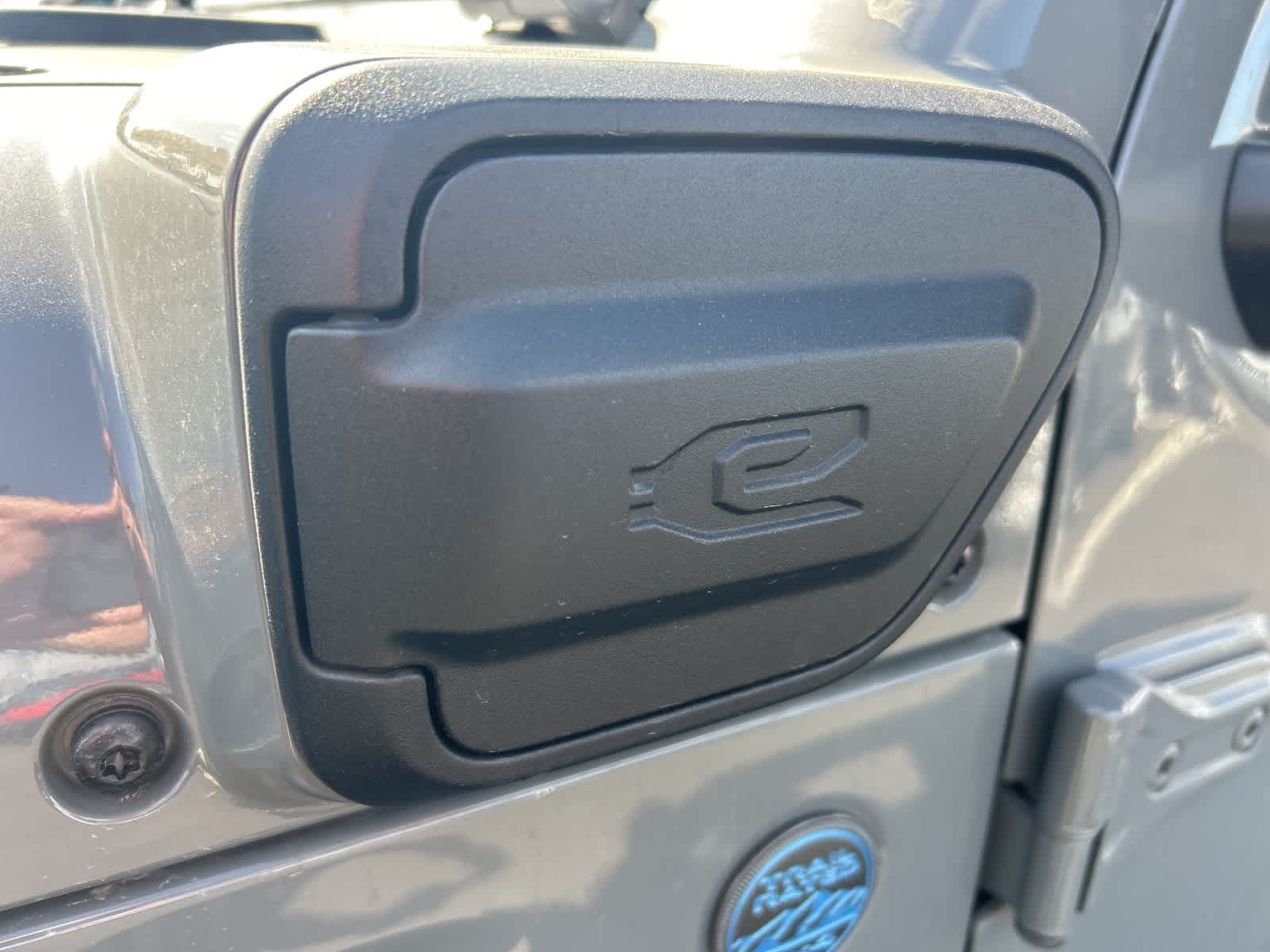 Thumbnail: 2023 Jeep Wrangler - 14