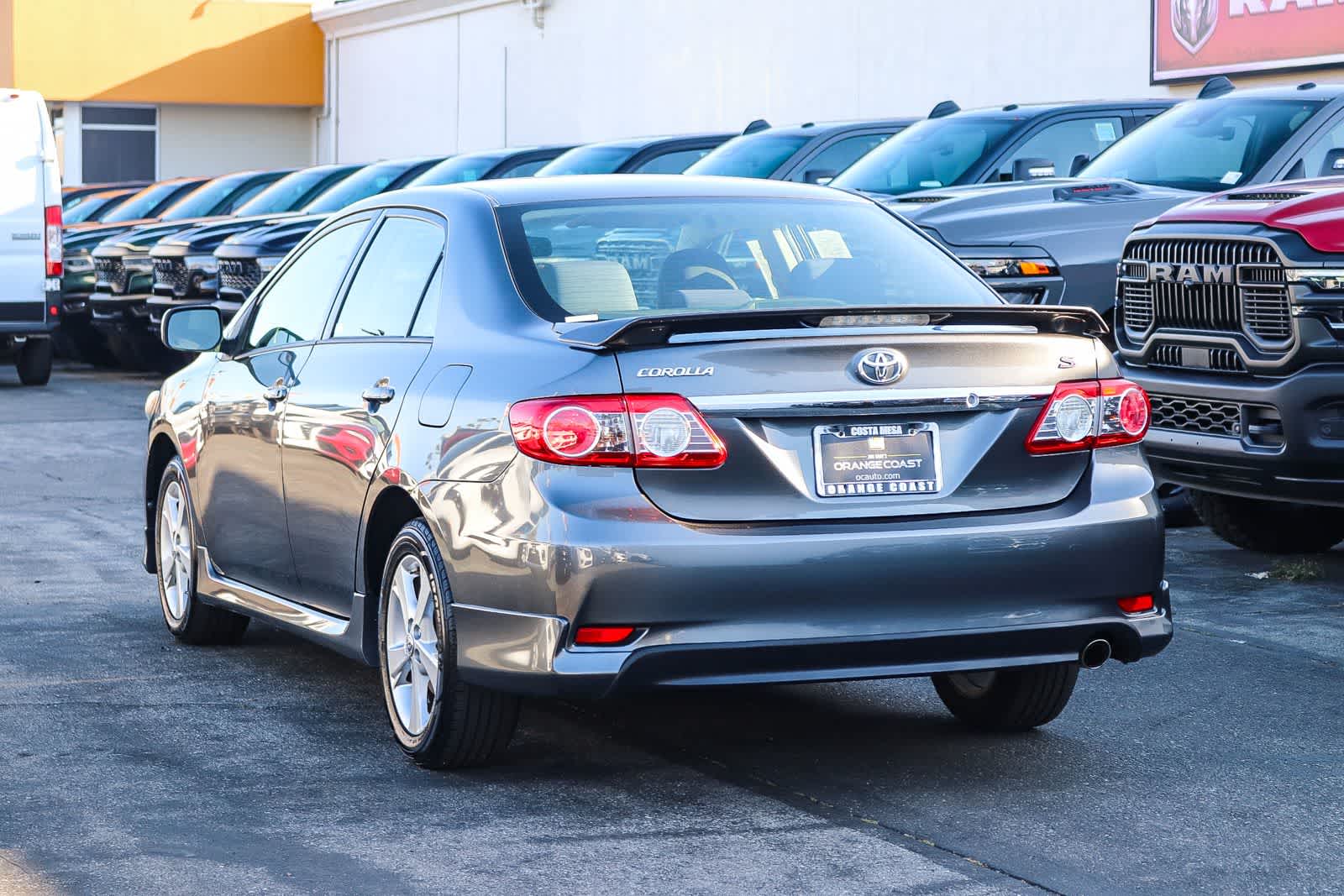 Thumbnail: 2013 Toyota Corolla - 6
