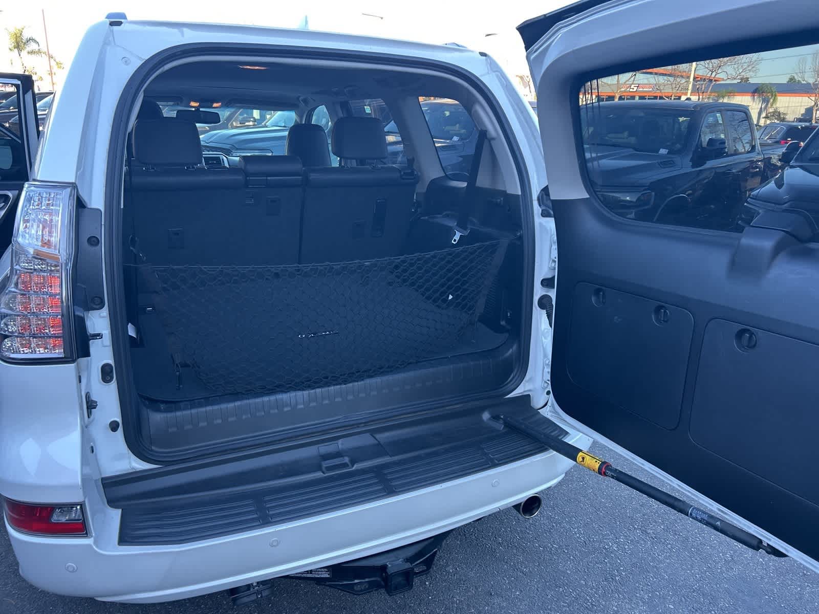 Thumbnail: 2016 Lexus GX - 29