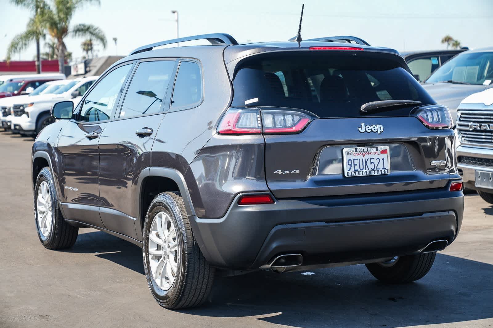 Thumbnail: 2022 Jeep Cherokee - 6