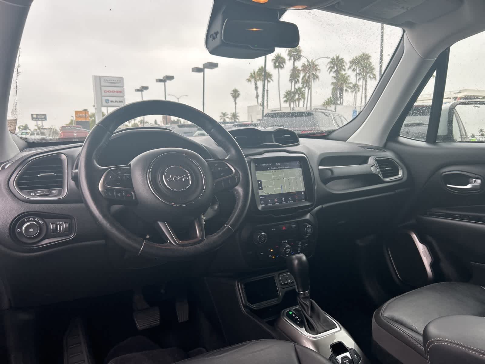 Thumbnail: 2018 Jeep Renegade - 21
