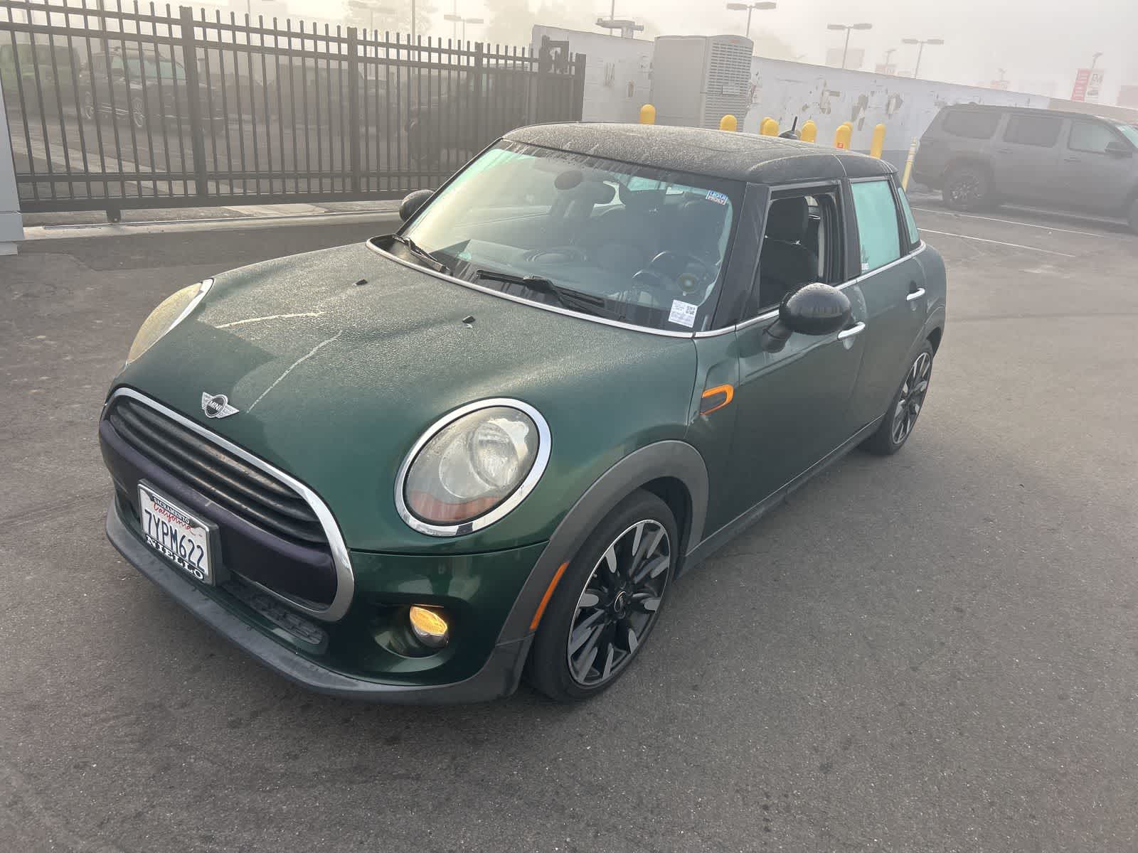 Thumbnail: 2017 MINI Cooper Hardtop - 2