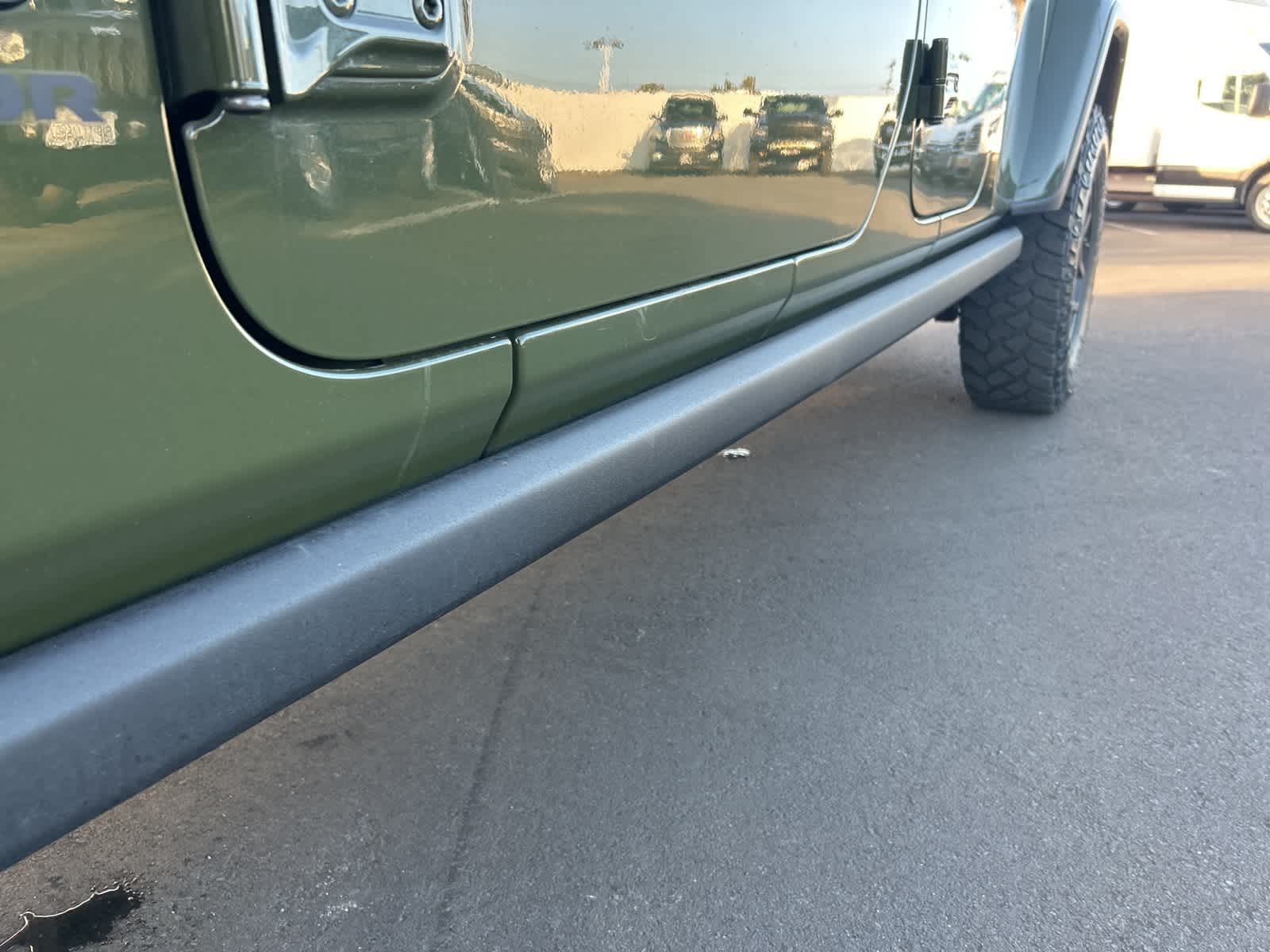 Thumbnail: 2021 Jeep Gladiator - 16