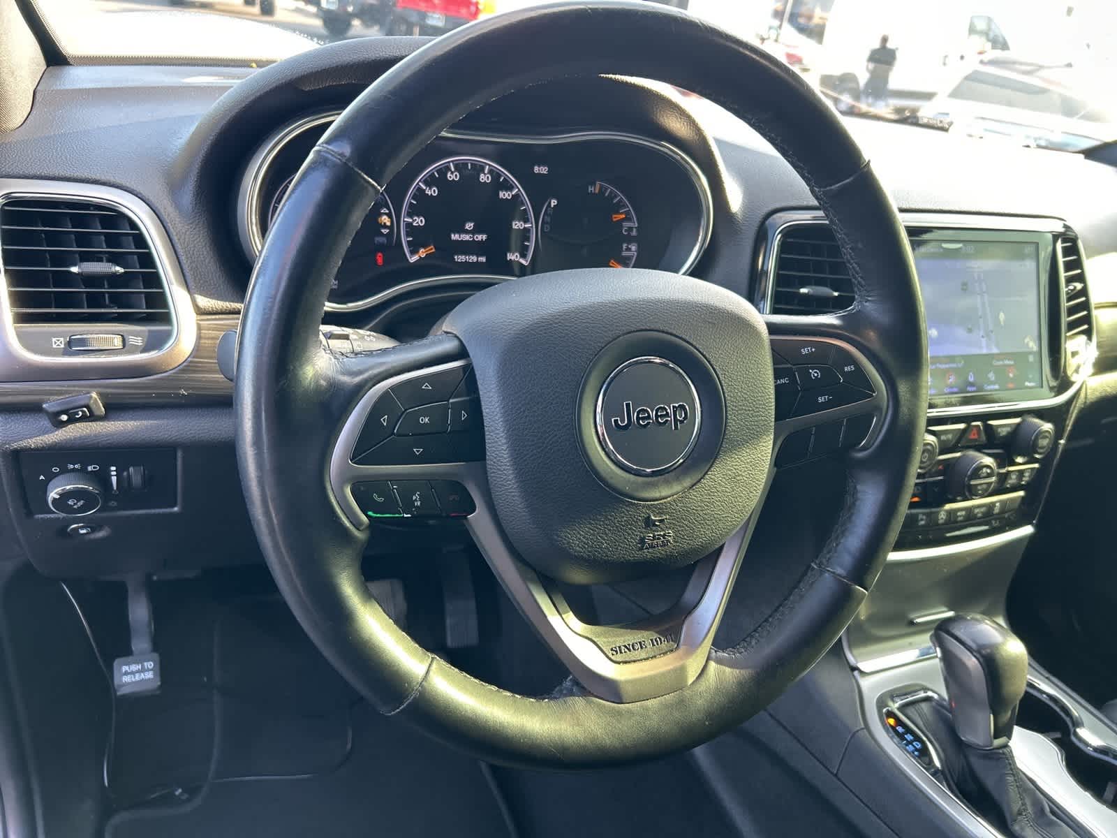 Thumbnail: 2019 Jeep Grand Cherokee - 21