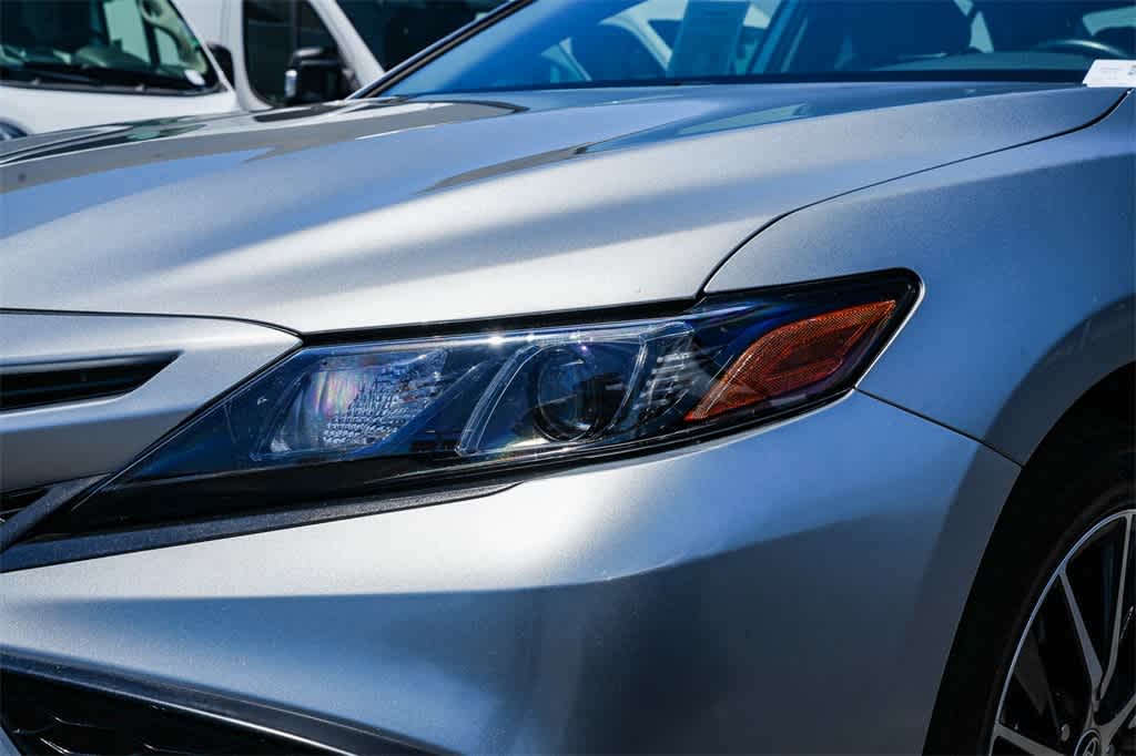 2023 Toyota Camry SE 8