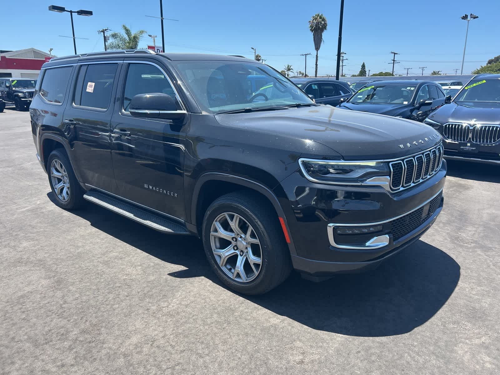 Thumbnail: 2022 Jeep Wagoneer - 6