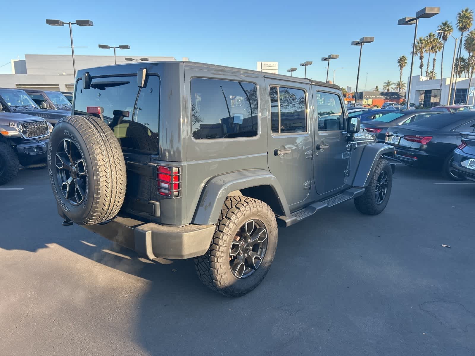 Thumbnail: 2018 Jeep Wrangler - 7