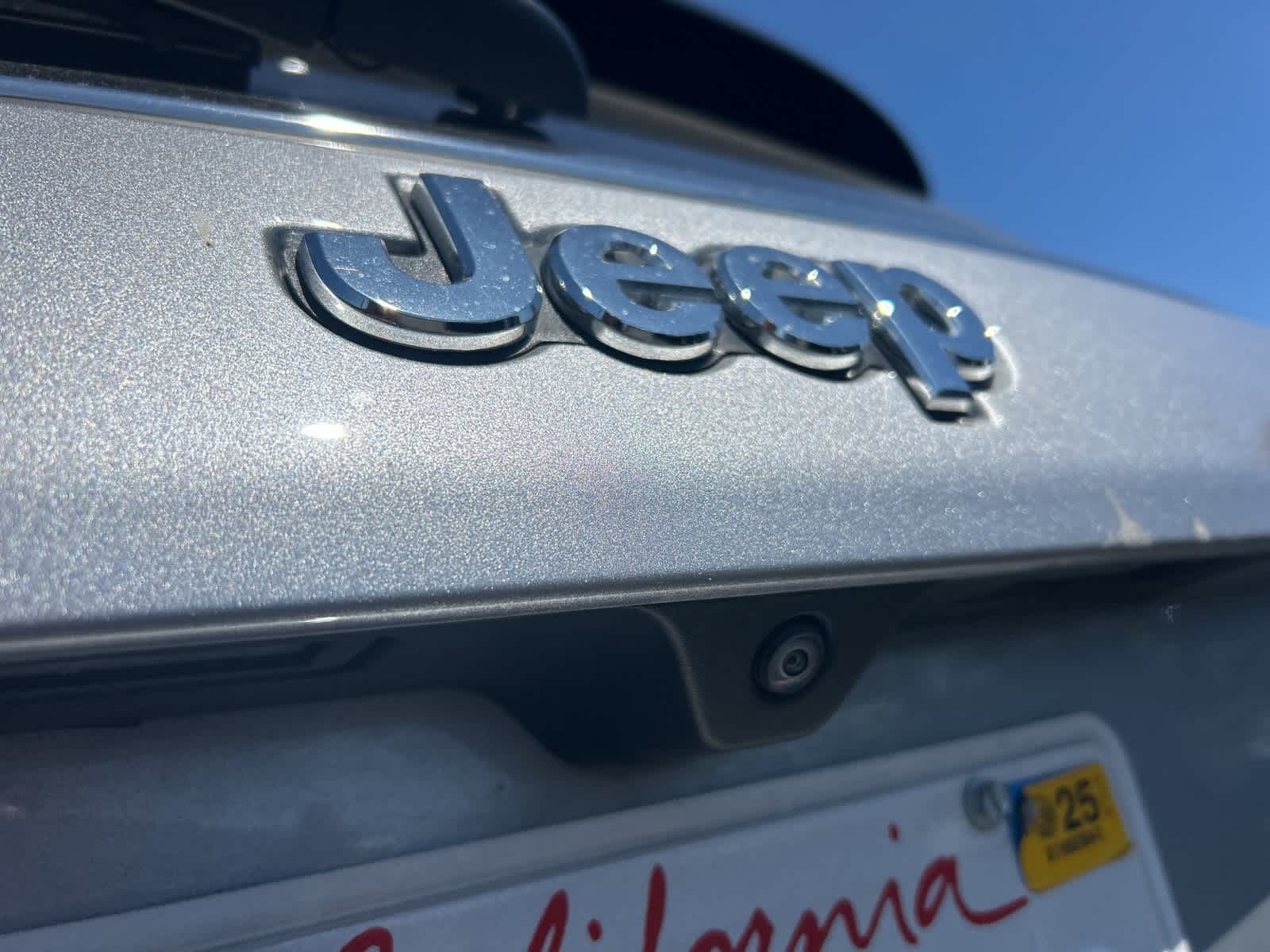 Thumbnail: 2023 Jeep Compass - 18
