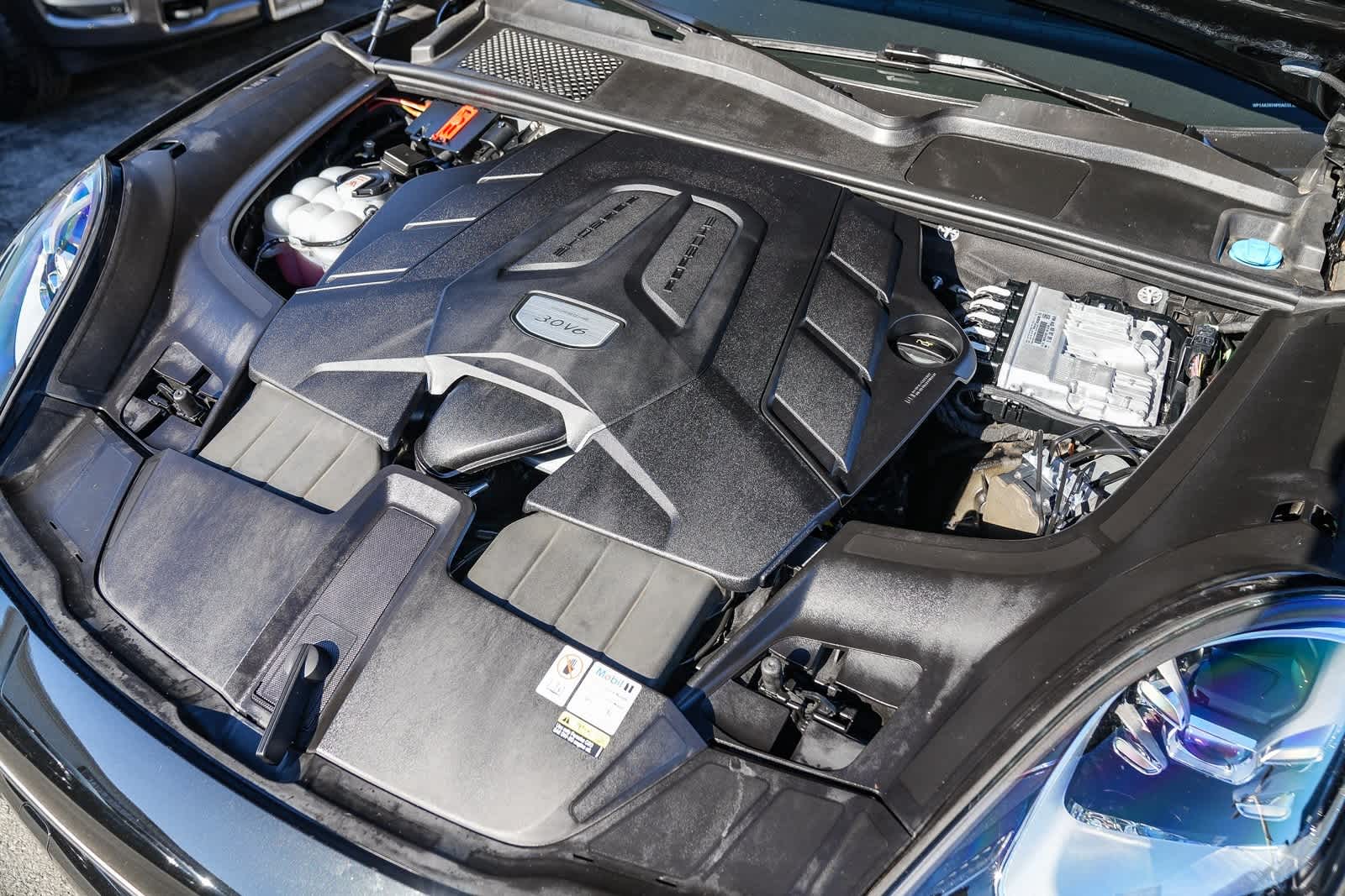 Thumbnail: 2023 Porsche Cayenne - 22