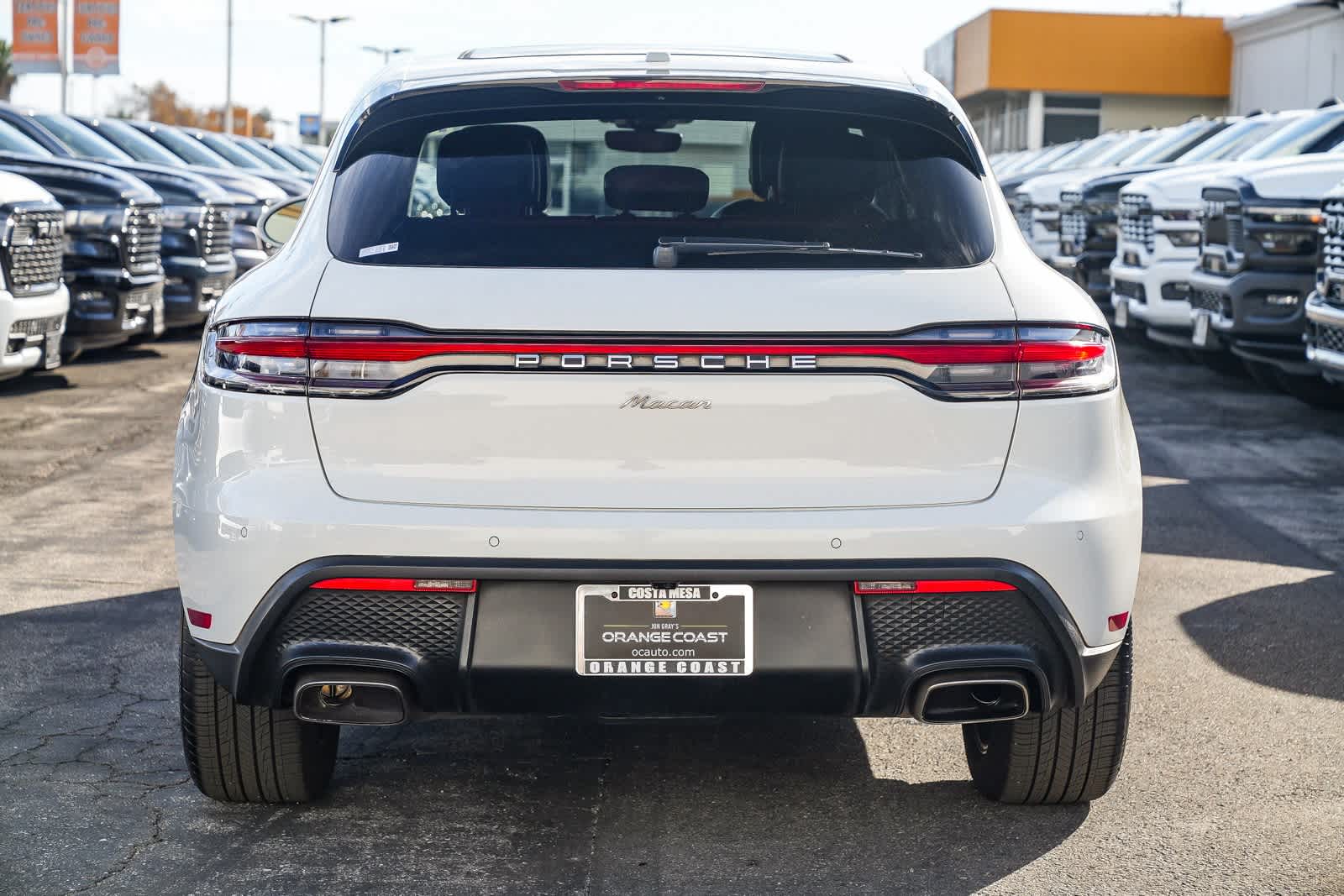 Thumbnail: 2023 Porsche Macan - 5
