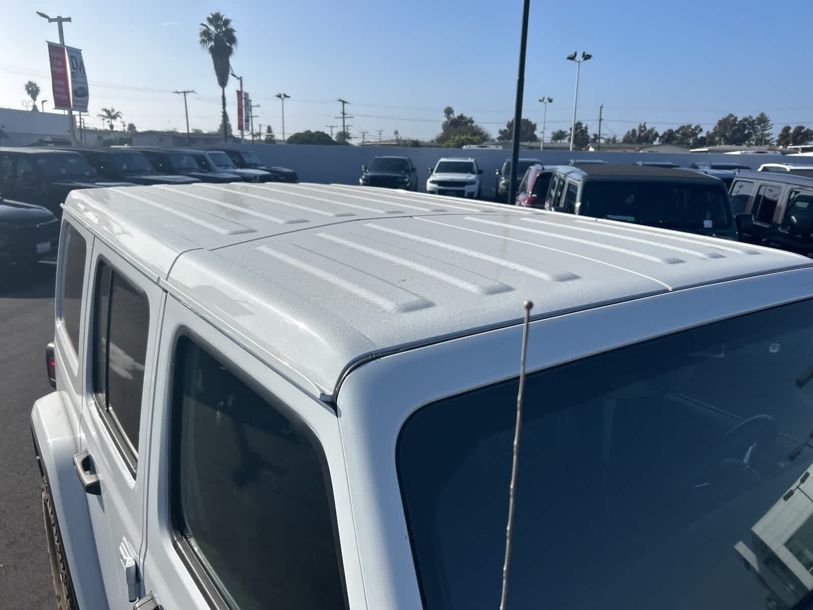 Thumbnail: 2022 Jeep Wrangler - 27