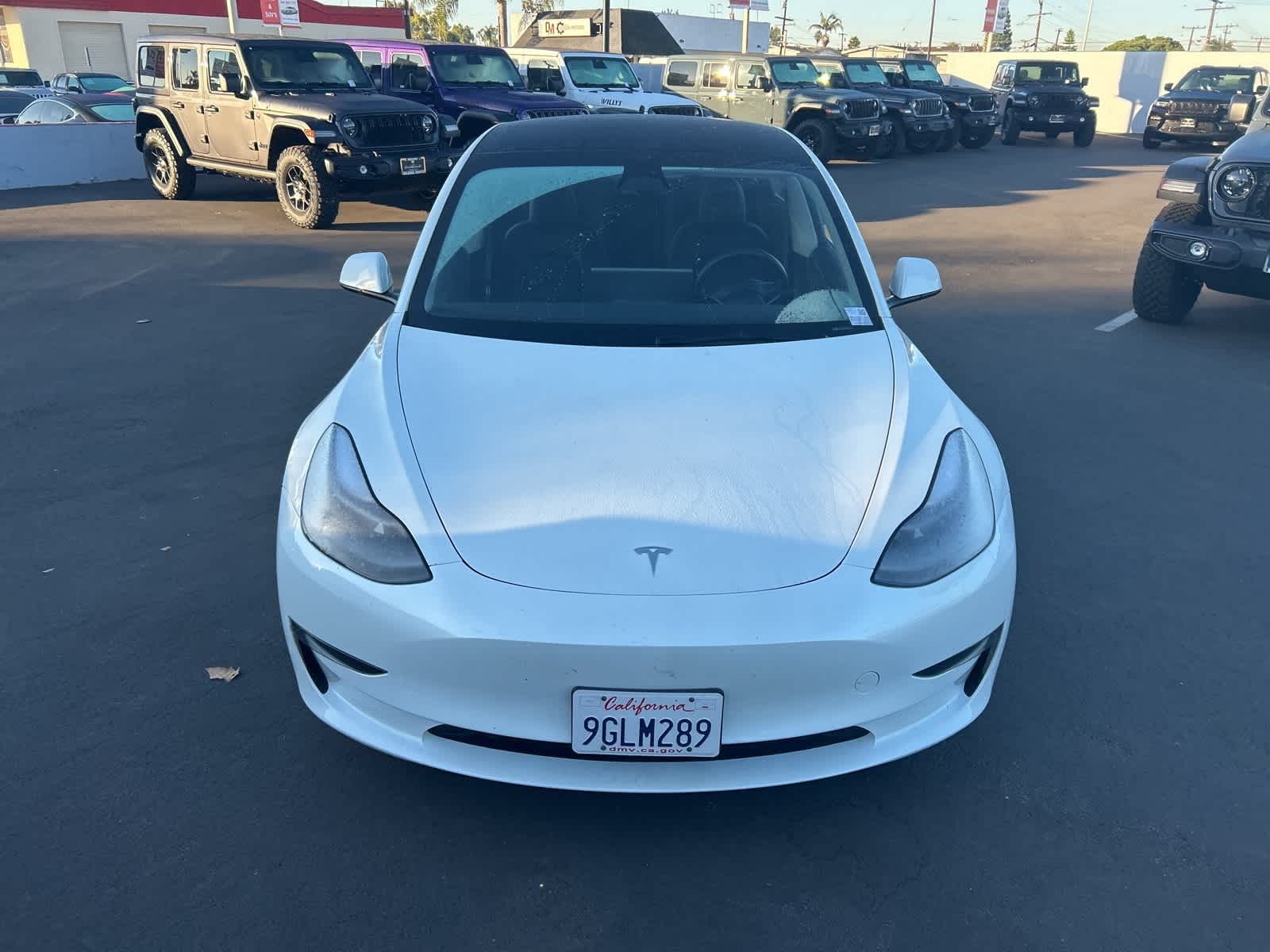 Thumbnail: 2023 Tesla Model 3 - 11