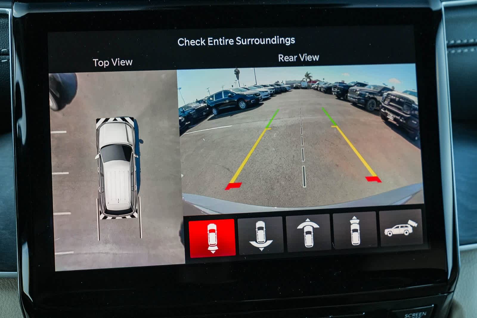 Thumbnail: 2025 Jeep Grand Cherokee - 25