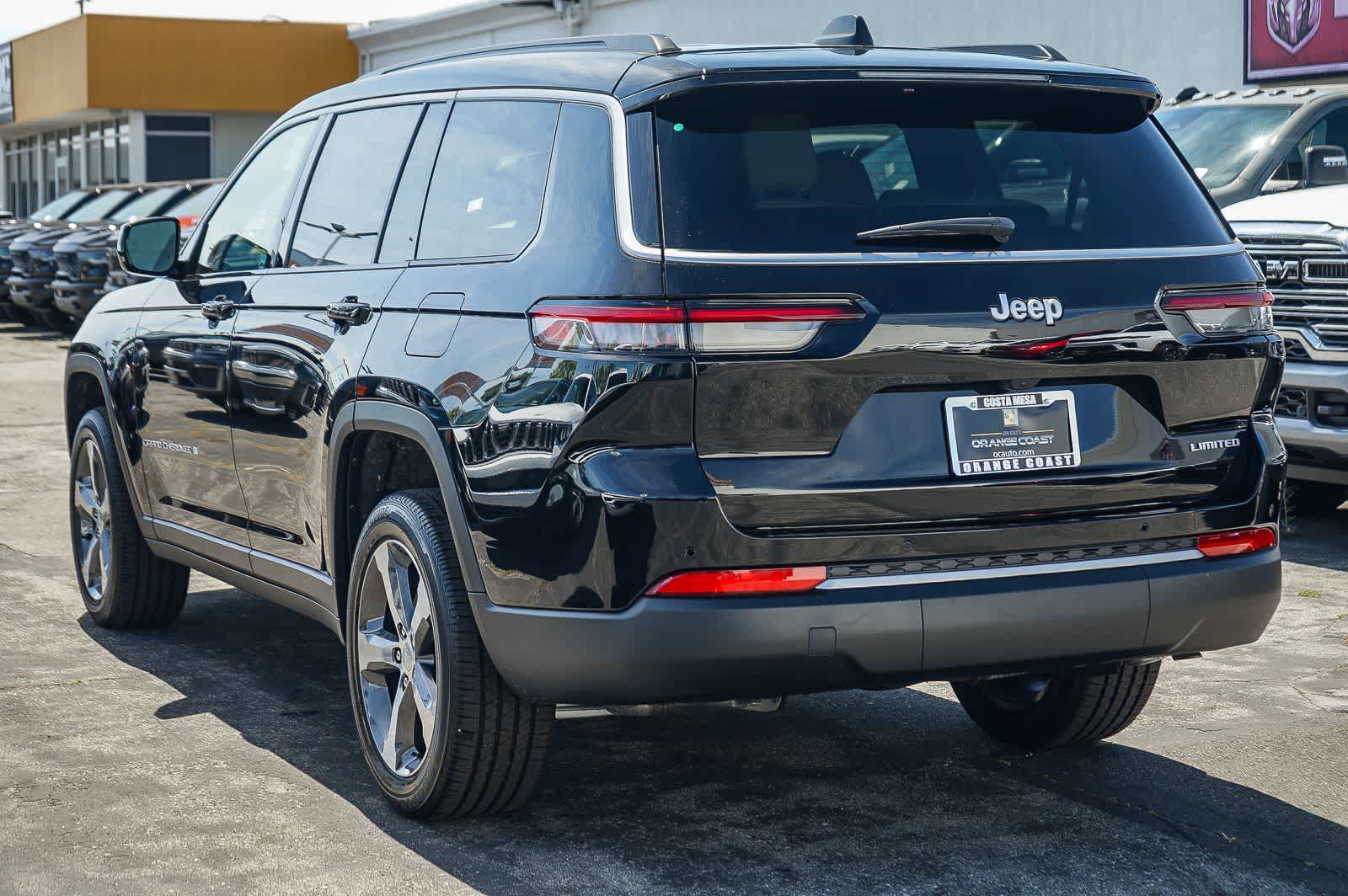 Thumbnail: 2026 Jeep Grand Cherokee L - 6