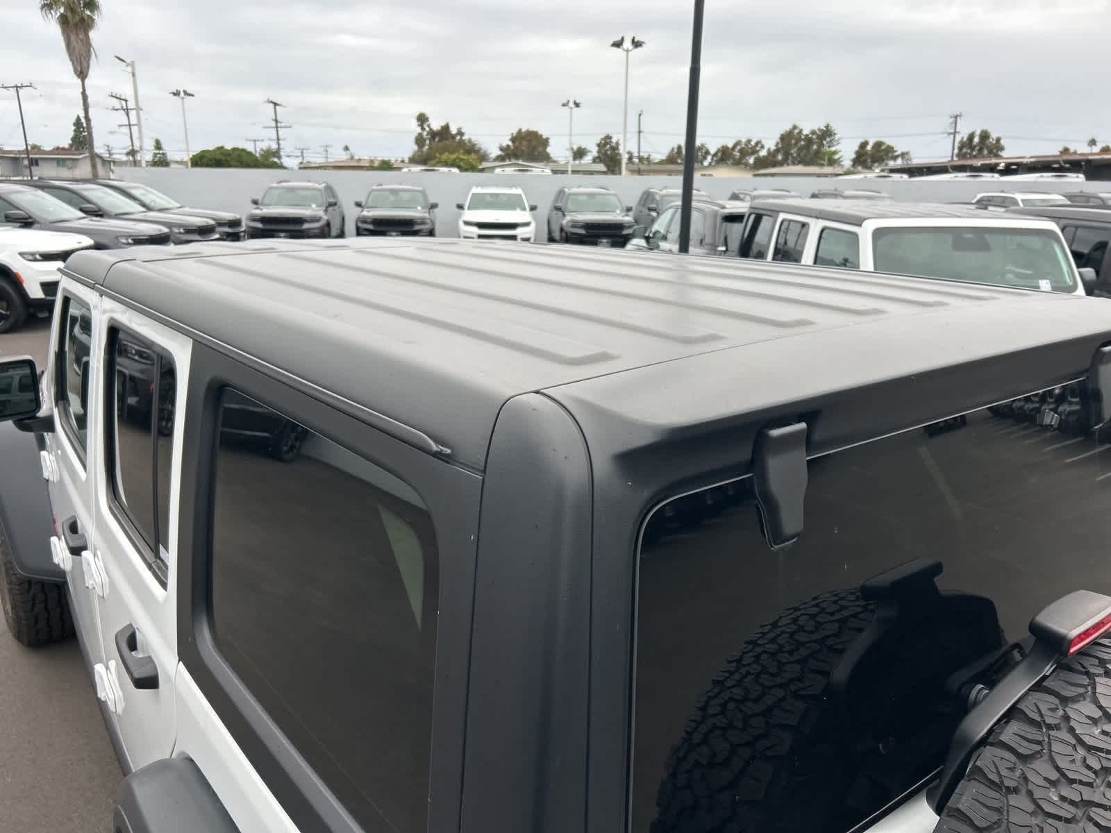 Thumbnail: 2024 Jeep Wrangler - 21