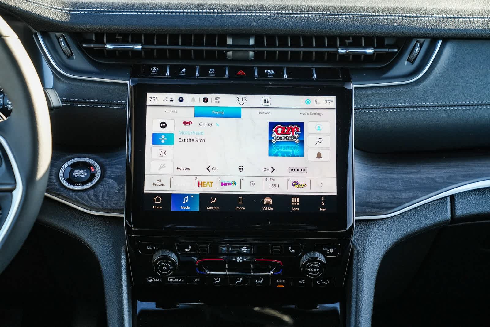 Thumbnail: 2025 Jeep Grand Cherokee - 15