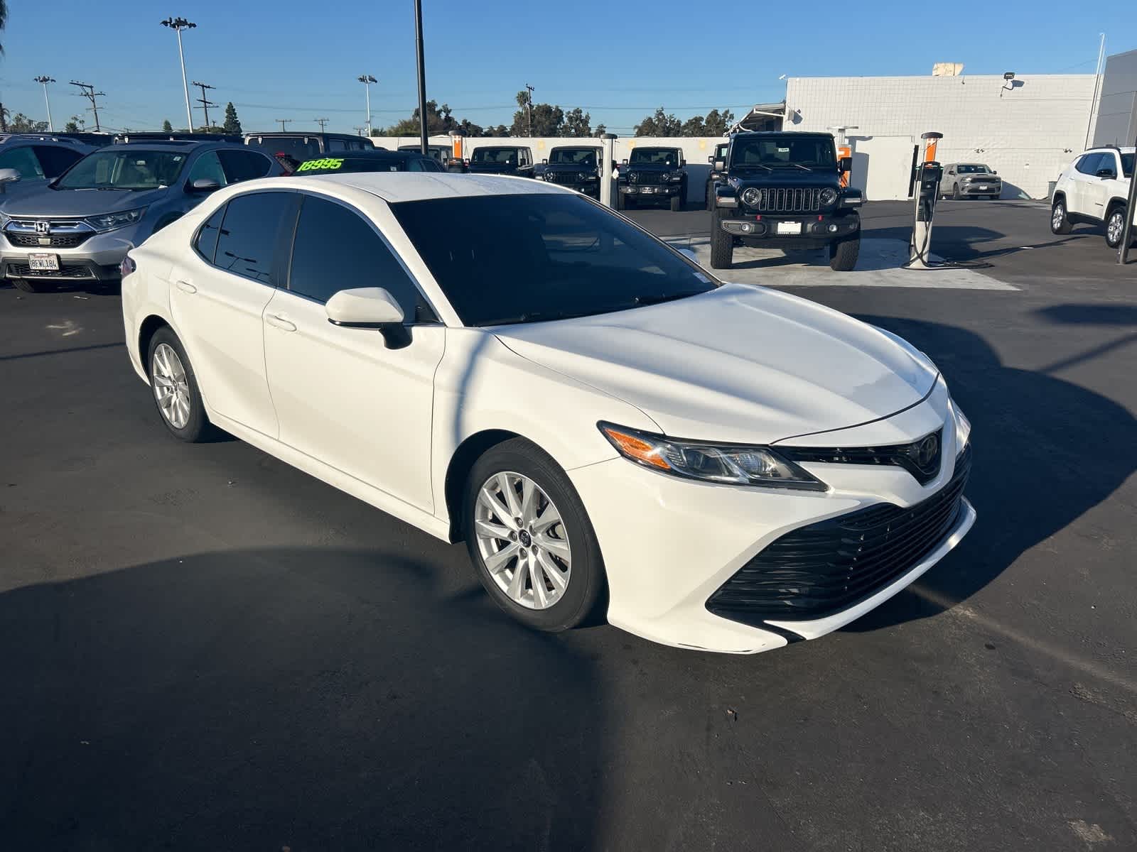 Thumbnail: 2018 Toyota Camry - 8