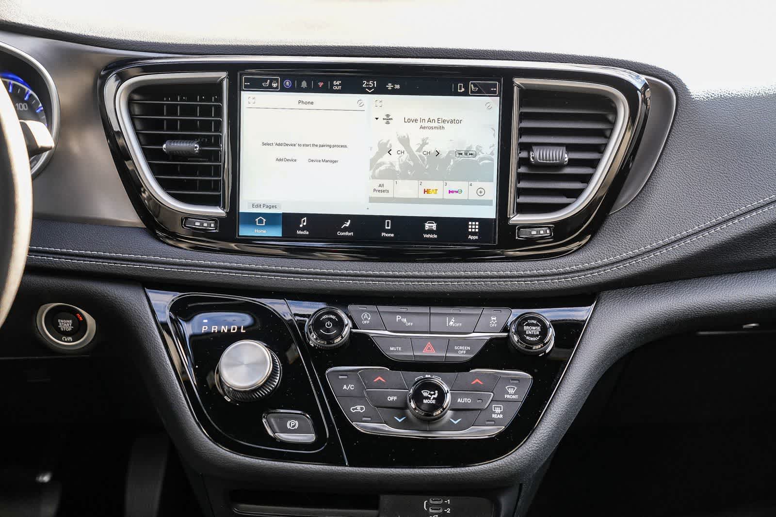 Thumbnail: 2026 Chrysler Pacifica - 15