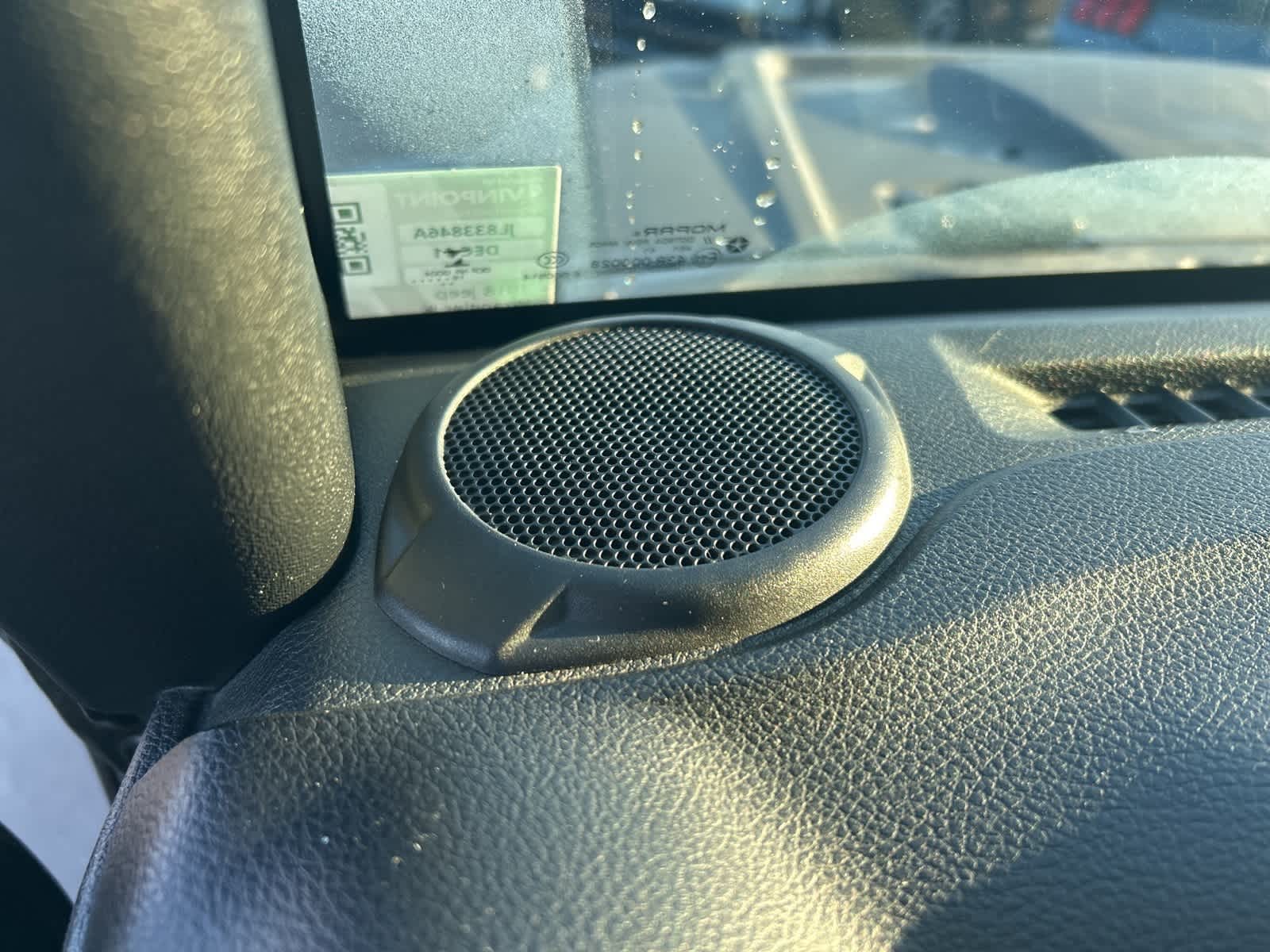 Thumbnail: 2018 Jeep Wrangler - 43