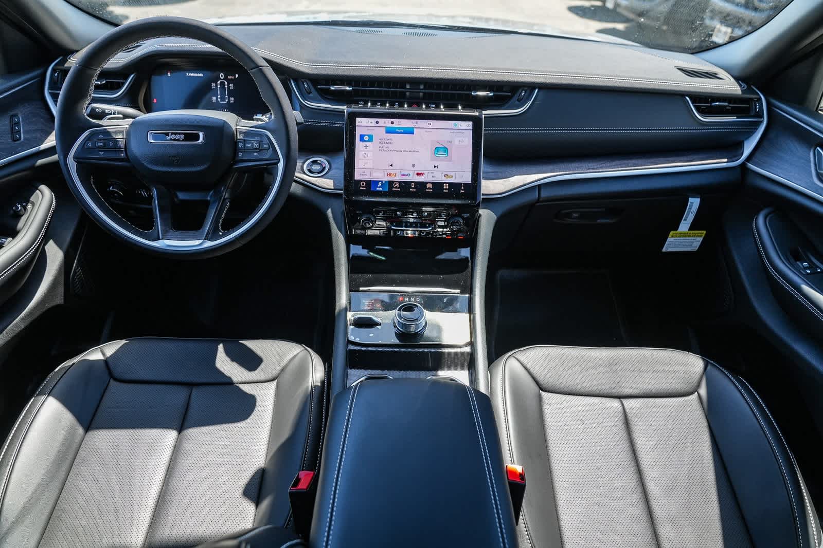 Thumbnail: 2025 Jeep Grand Cherokee L - 13