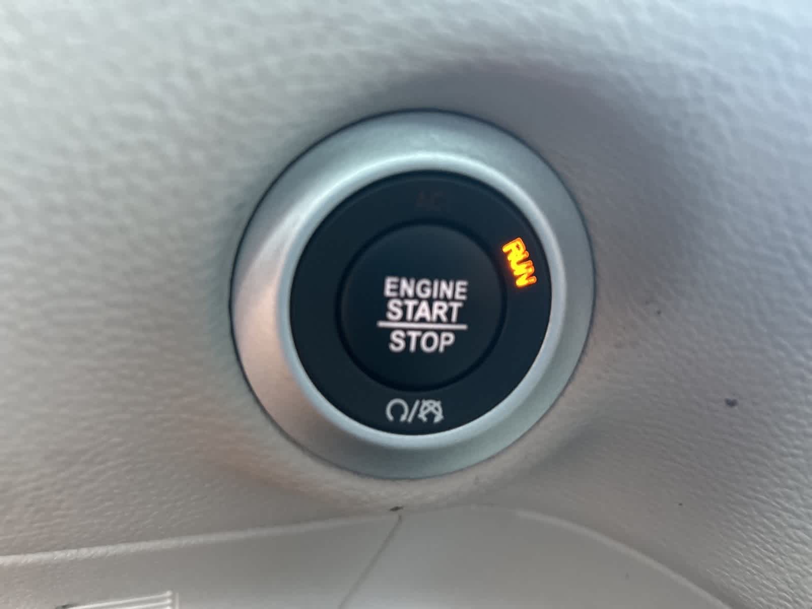 Thumbnail: 2022 Chrysler Pacifica - 37