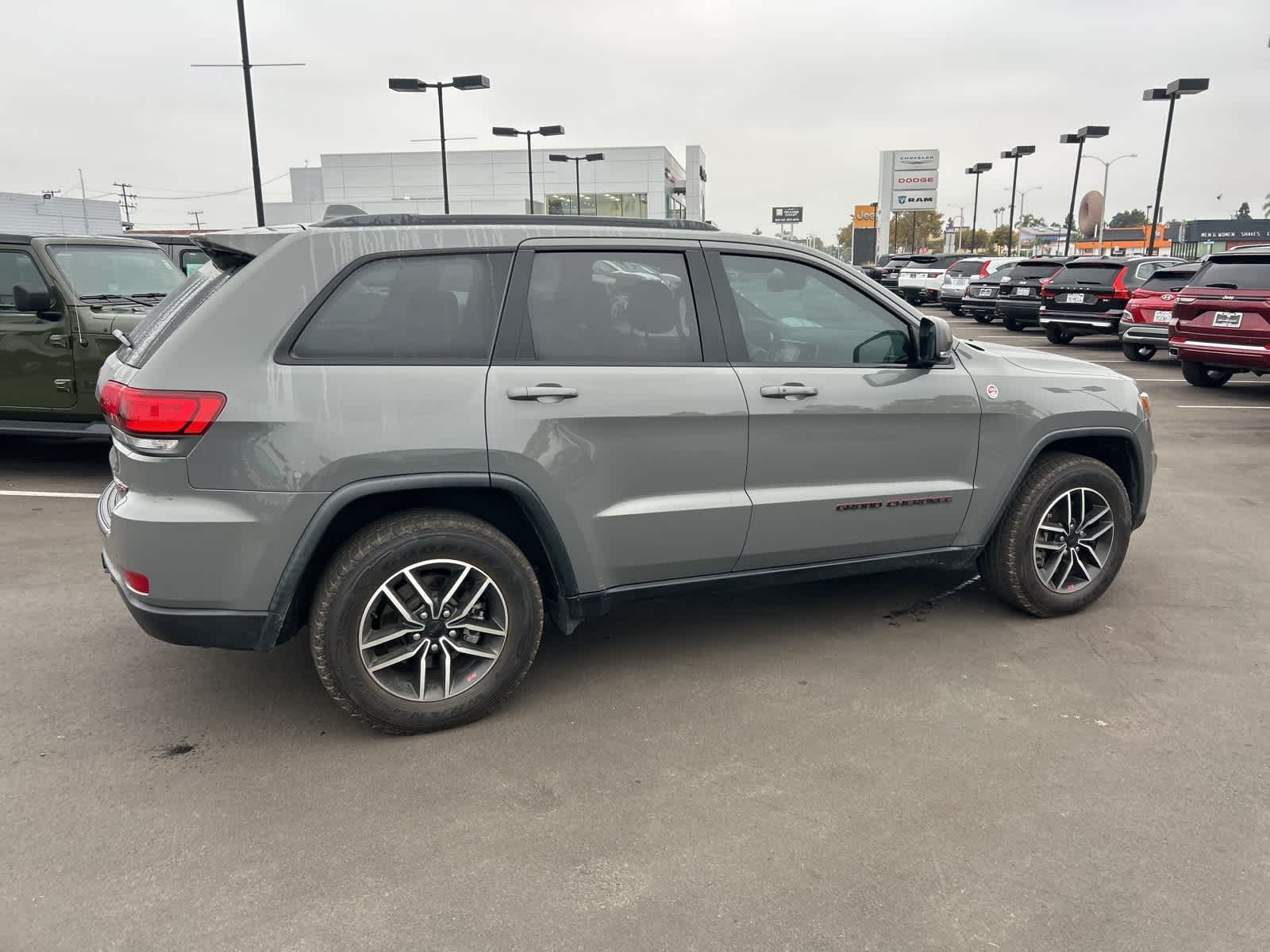 Thumbnail: 2021 Jeep Grand Cherokee - 7