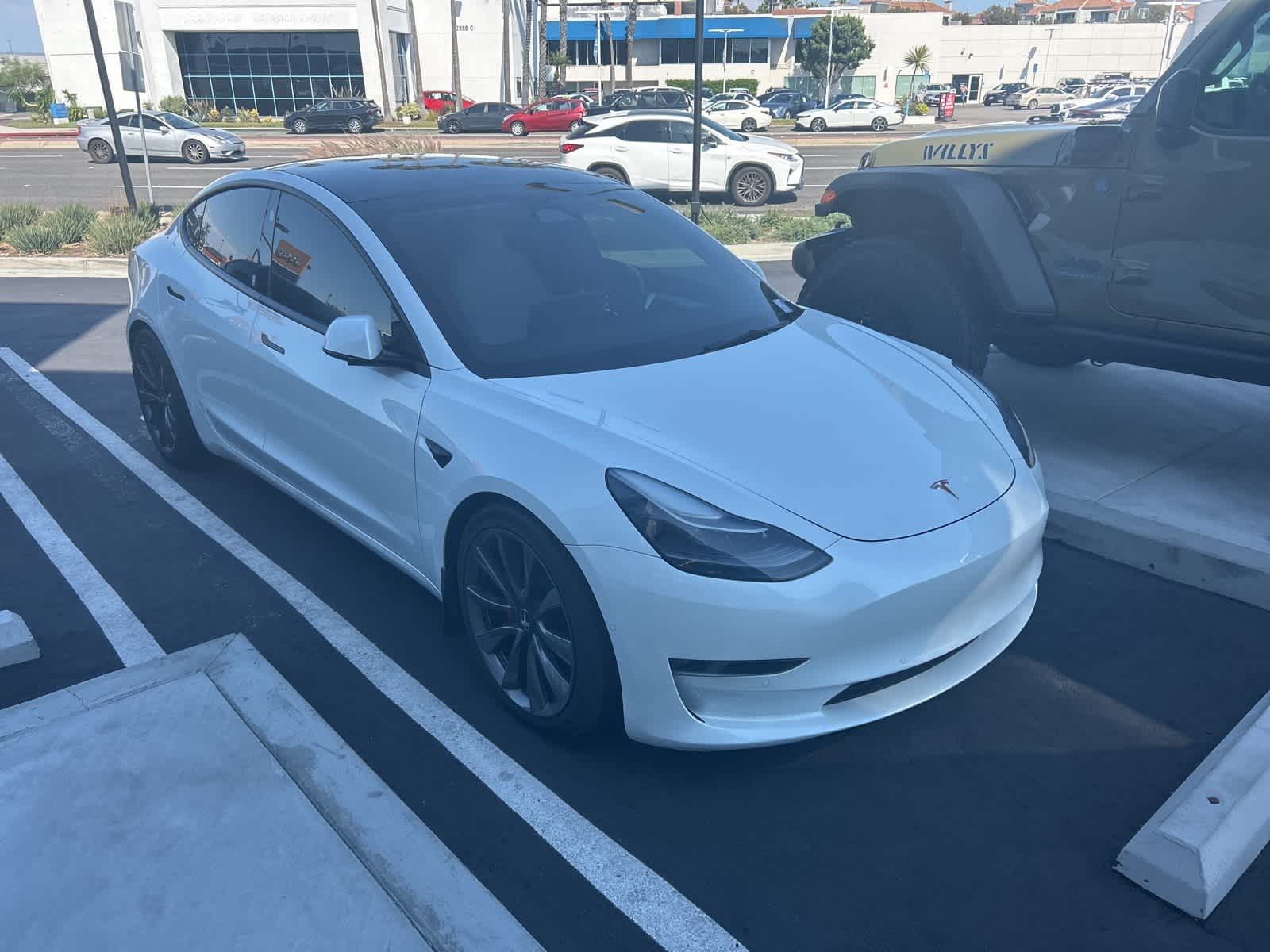 Thumbnail: 2022 Tesla Model 3 - 5