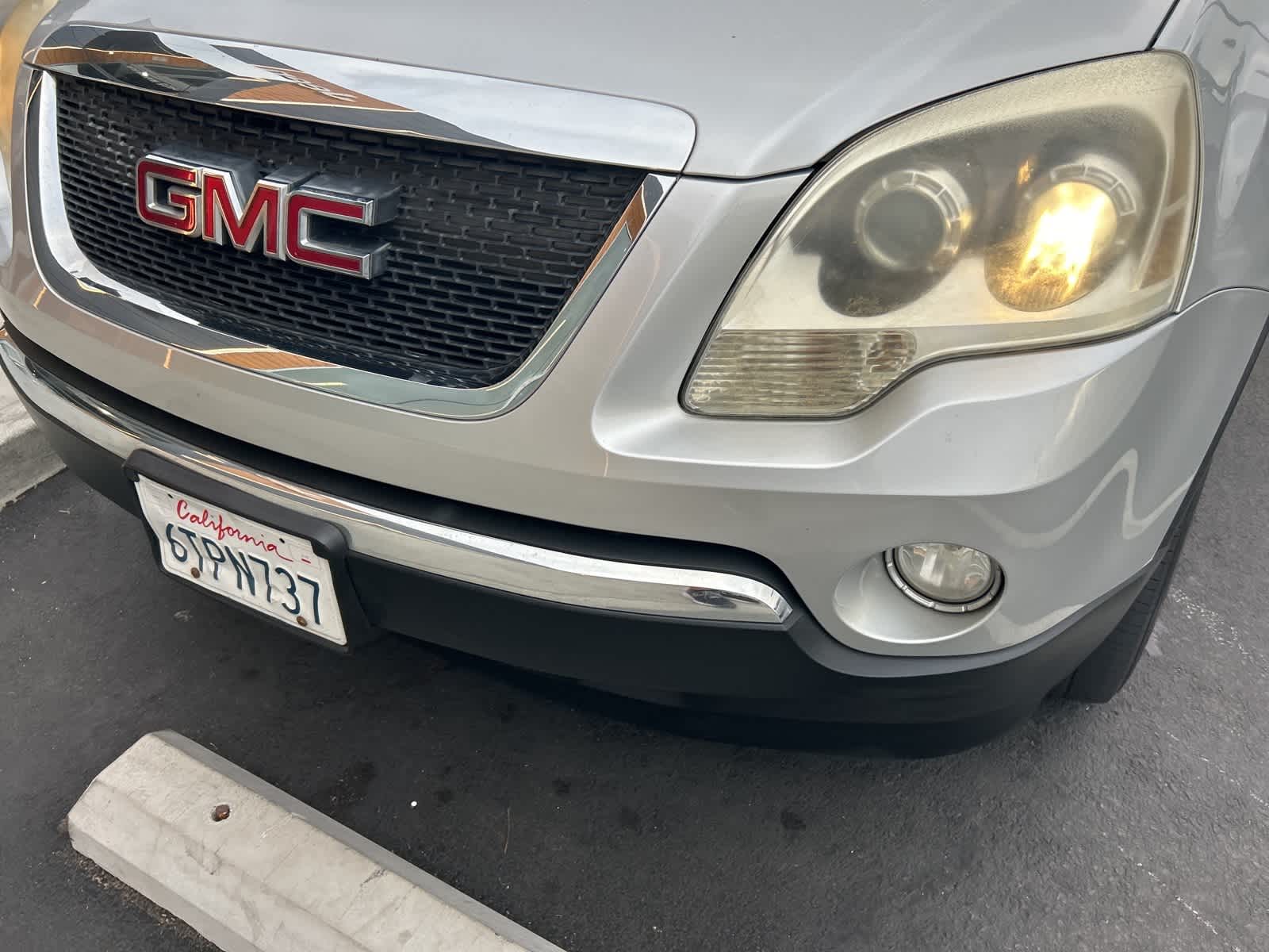 Thumbnail: 2011 GMC Acadia - 8