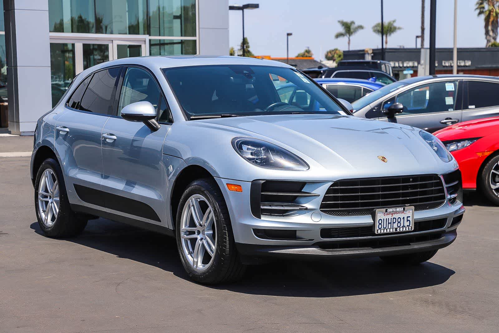 Thumbnail: 2020 Porsche Macan - 3