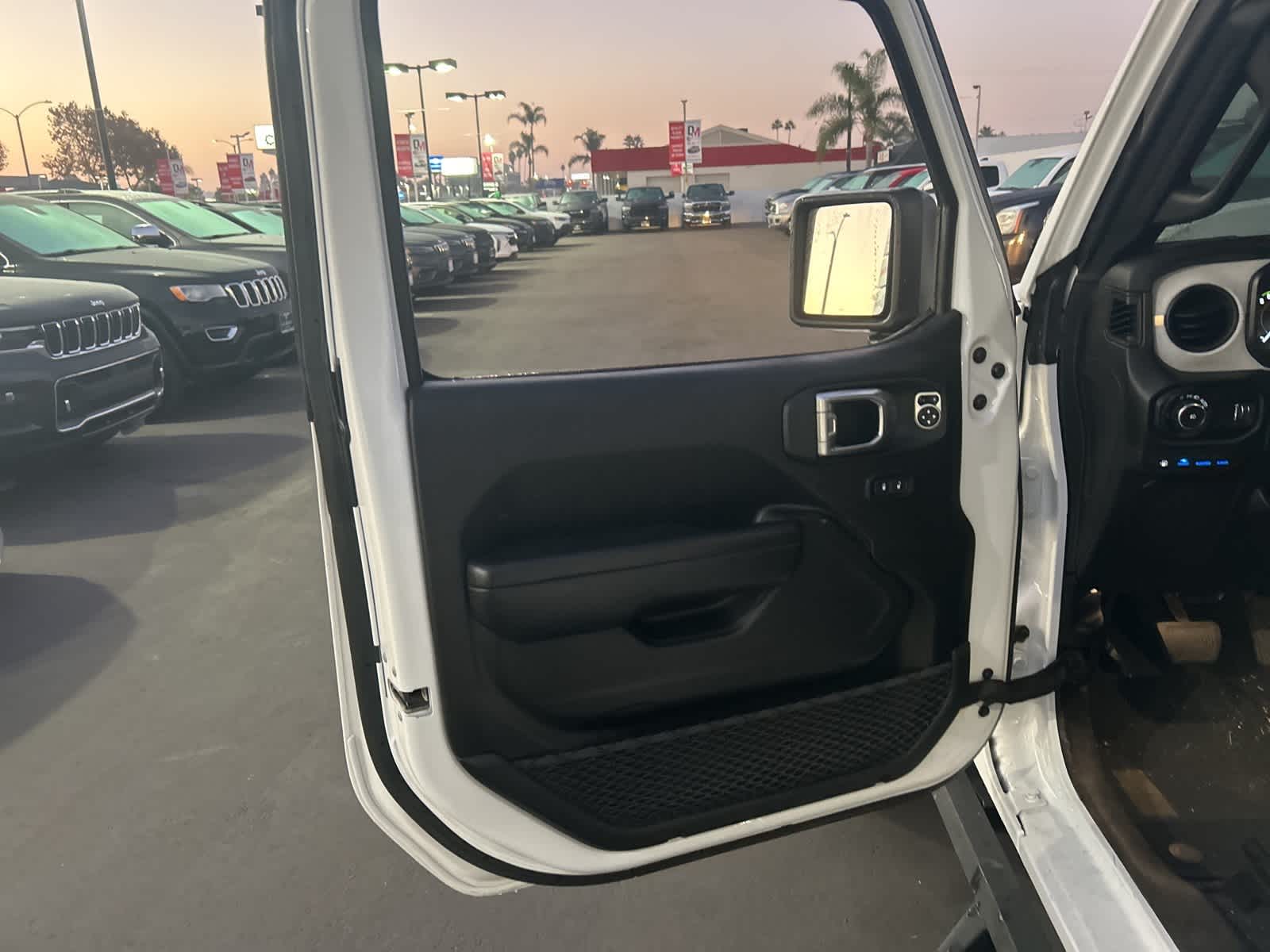 Thumbnail: 2024 Jeep Wrangler - 17