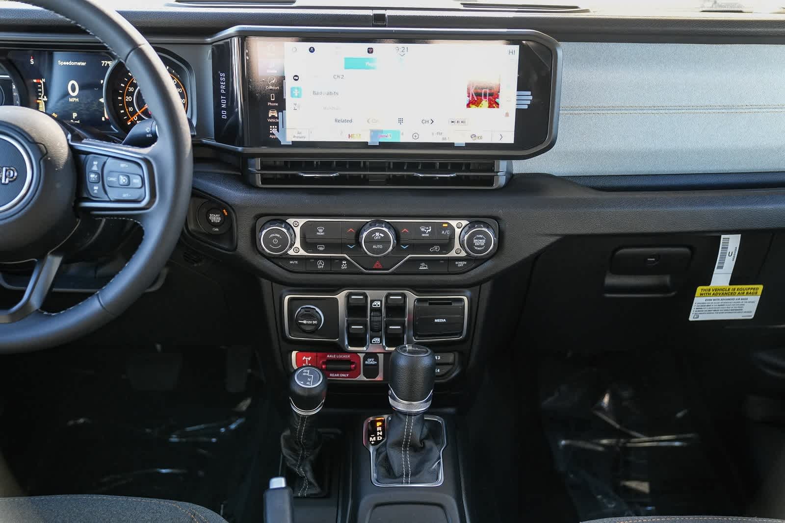 Thumbnail: 2026 Jeep Gladiator - 14