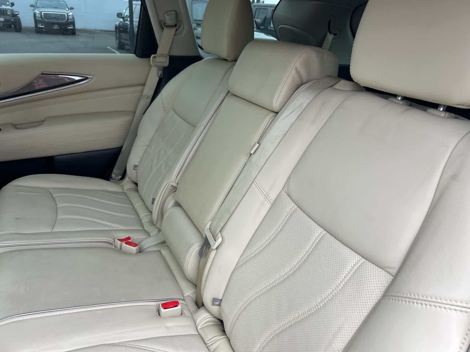 Thumbnail: 2019 INFINITI QX60 - 24