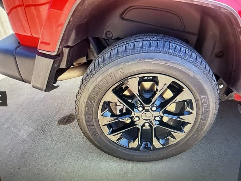 Thumbnail: 2021 Jeep Wrangler - 19