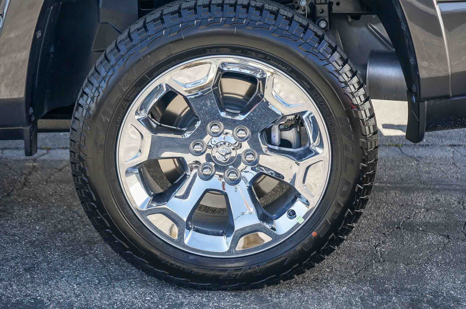 Thumbnail: 2026 RAM 1500 - 10