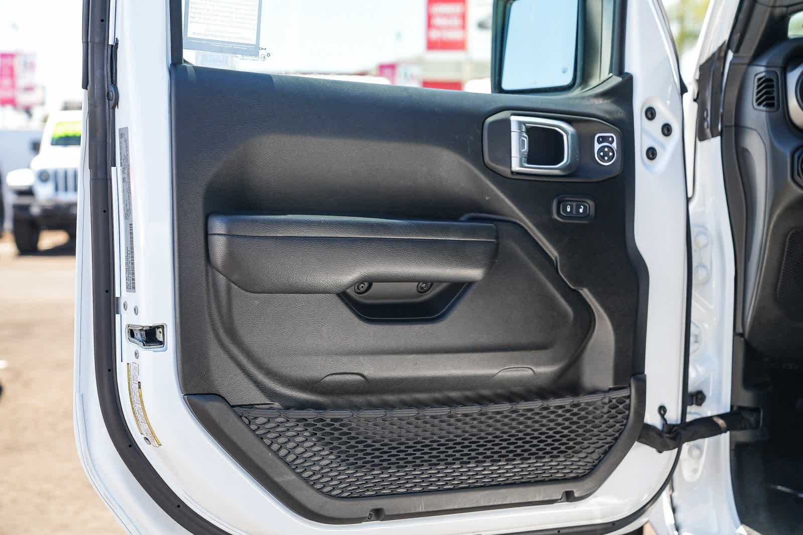 Thumbnail: 2023 Jeep Wrangler - 20