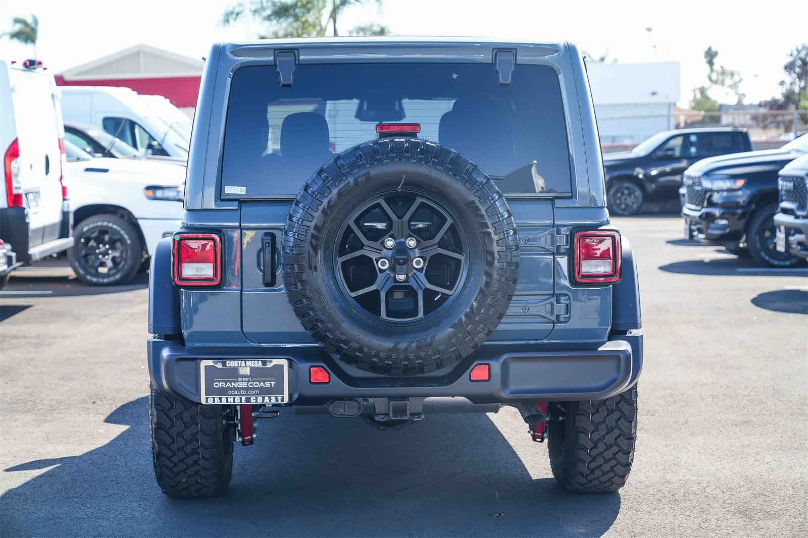 Thumbnail: 2026 Jeep Wrangler - 5