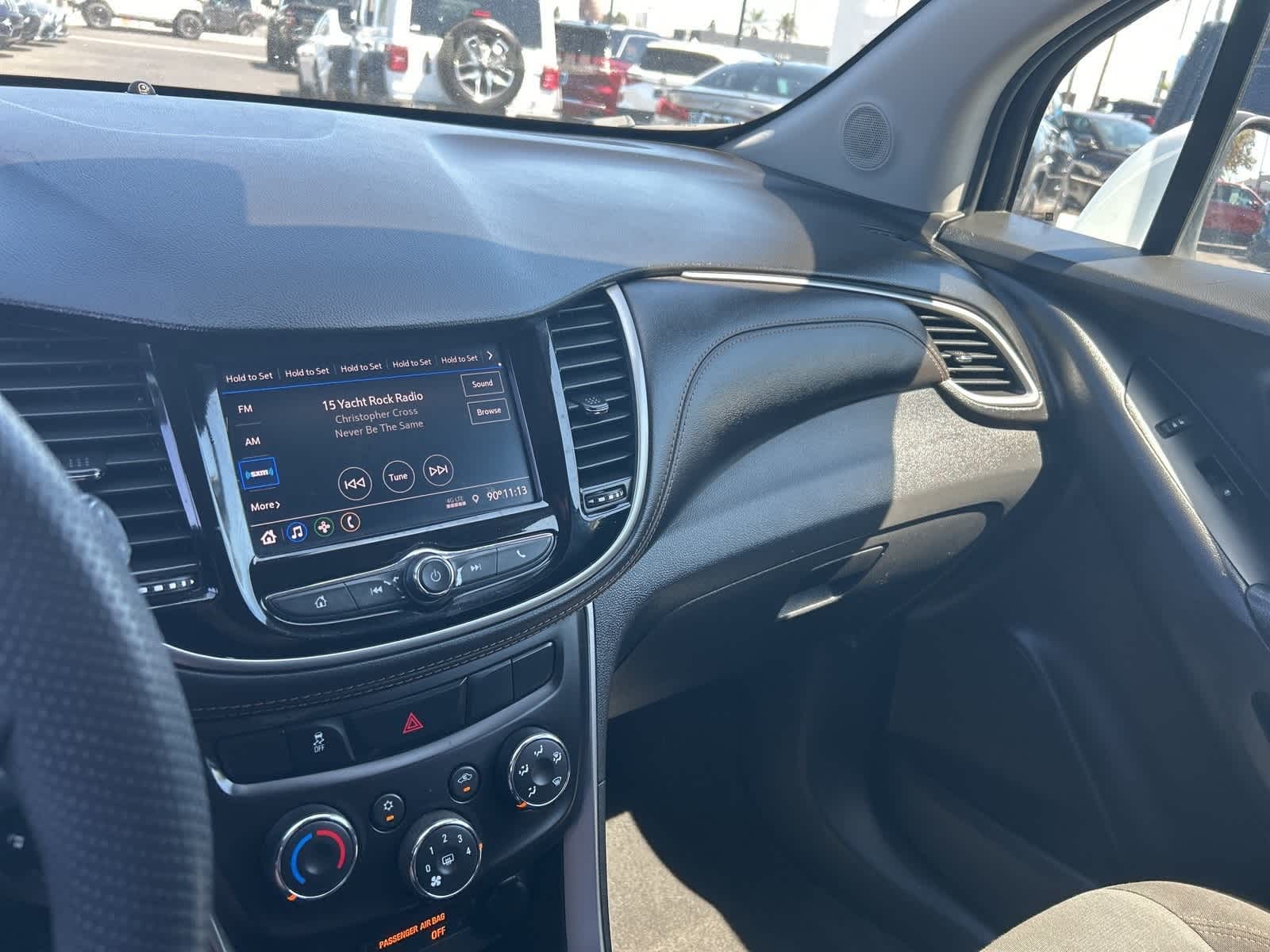 Thumbnail: 2022 Chevrolet Trax - 31