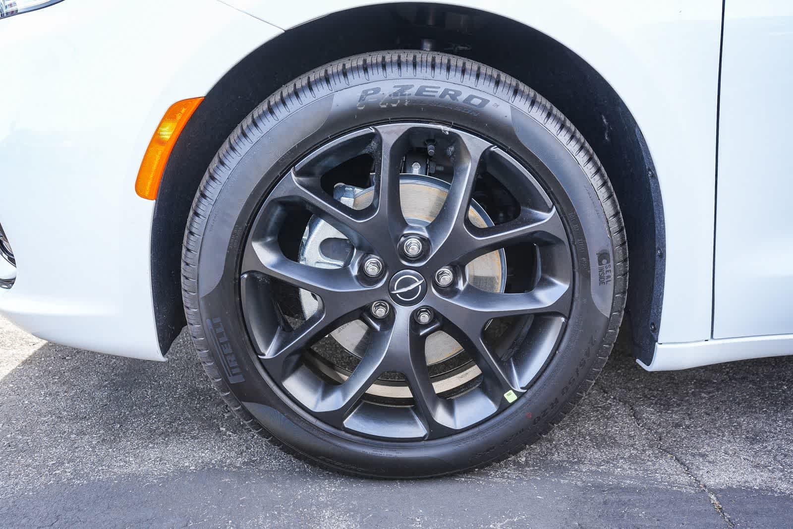 Thumbnail: 2026 Chrysler Pacifica - 11