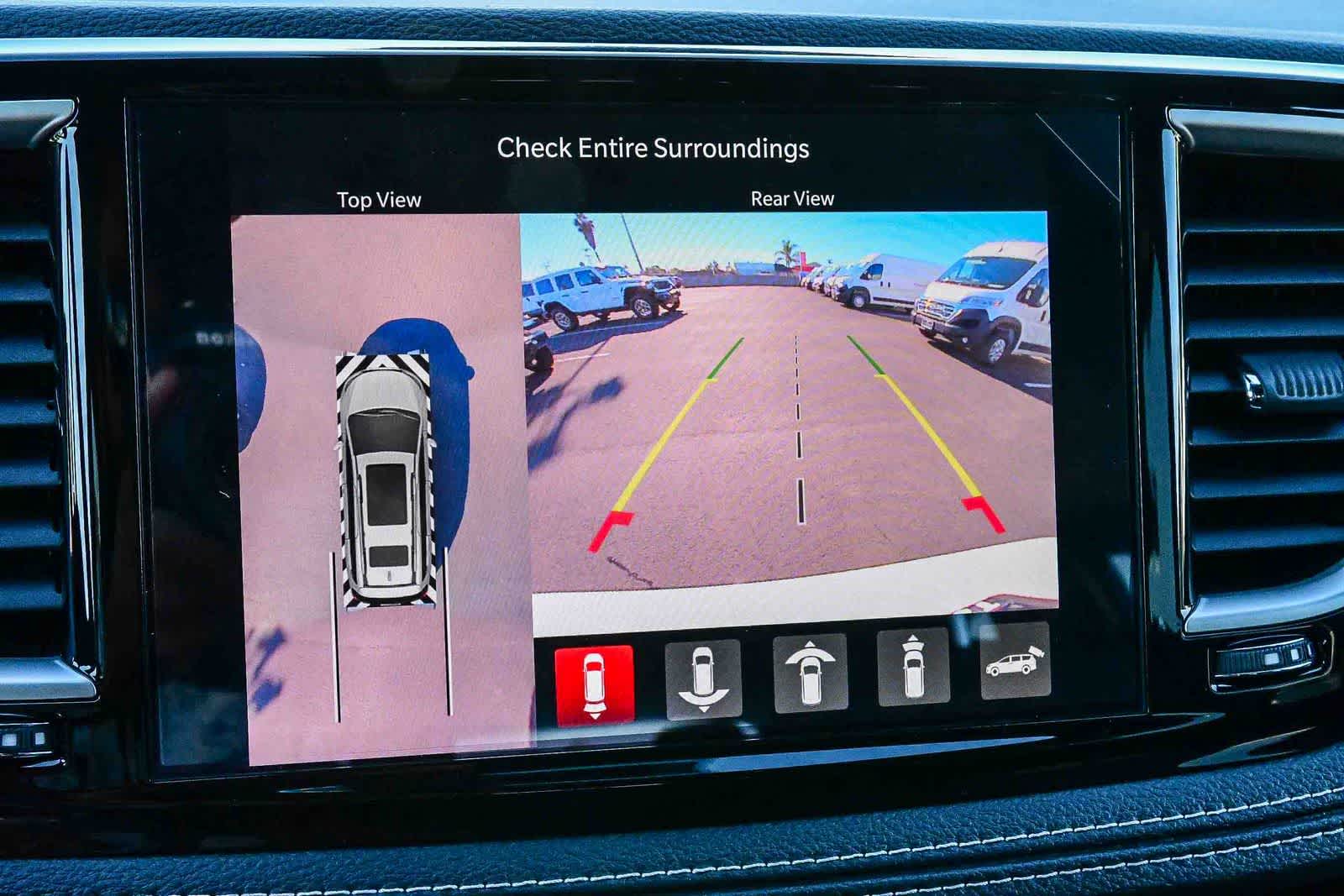 Thumbnail: 2026 Chrysler Pacifica - 25