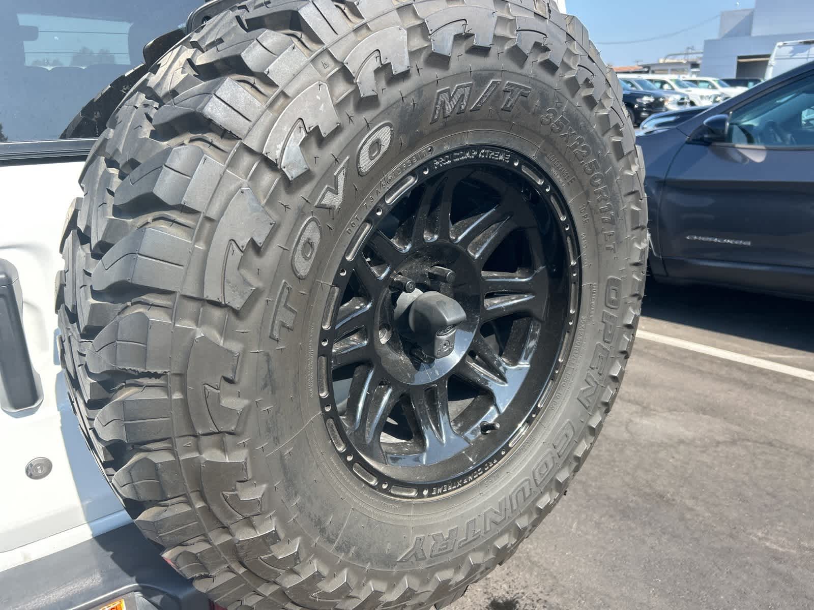 Thumbnail: 2020 Jeep Wrangler - 16