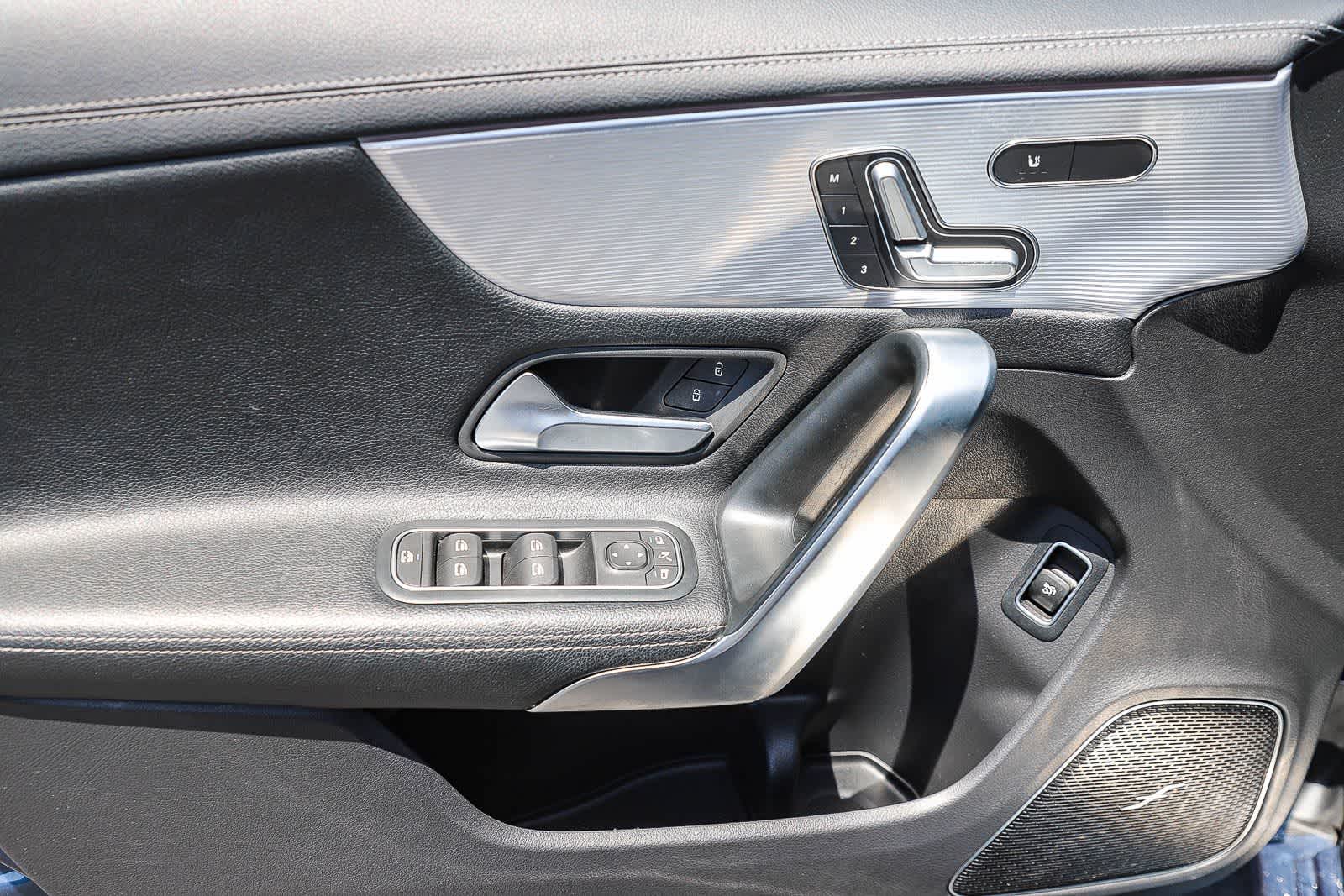 Thumbnail: 2020 Mercedes-Benz CLA - 21