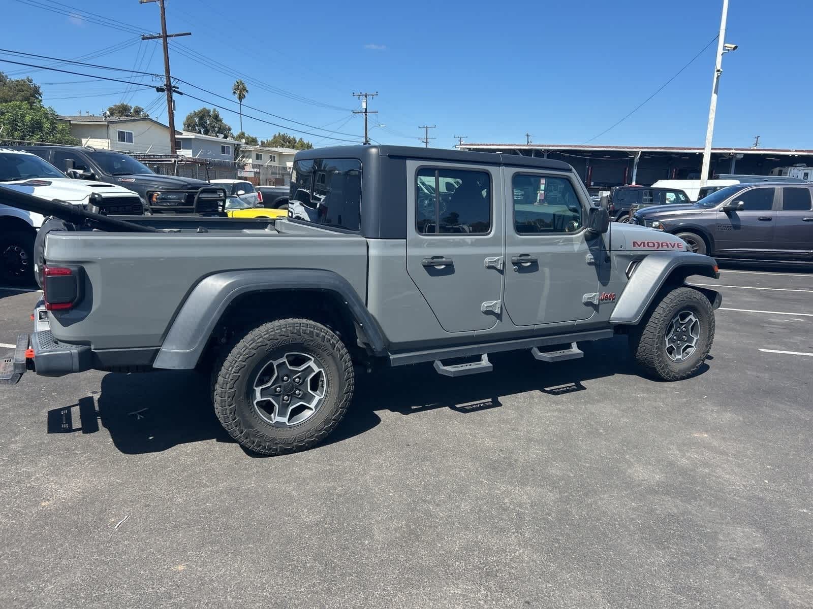 Thumbnail: 2021 Jeep Gladiator - 6