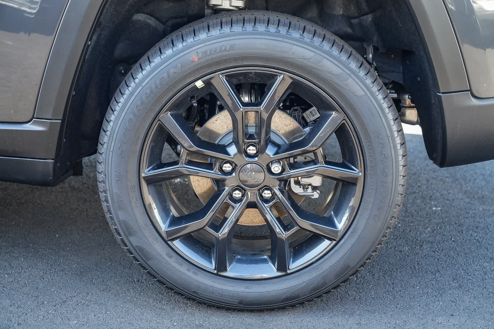 Thumbnail: 2025 Jeep Grand Cherokee - 10