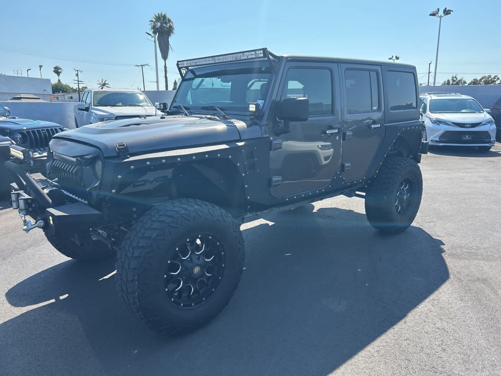 Thumbnail: 2017 Jeep Wrangler - 2