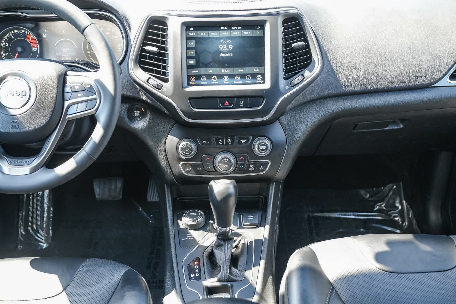 Thumbnail: 2022 Jeep Cherokee - 10