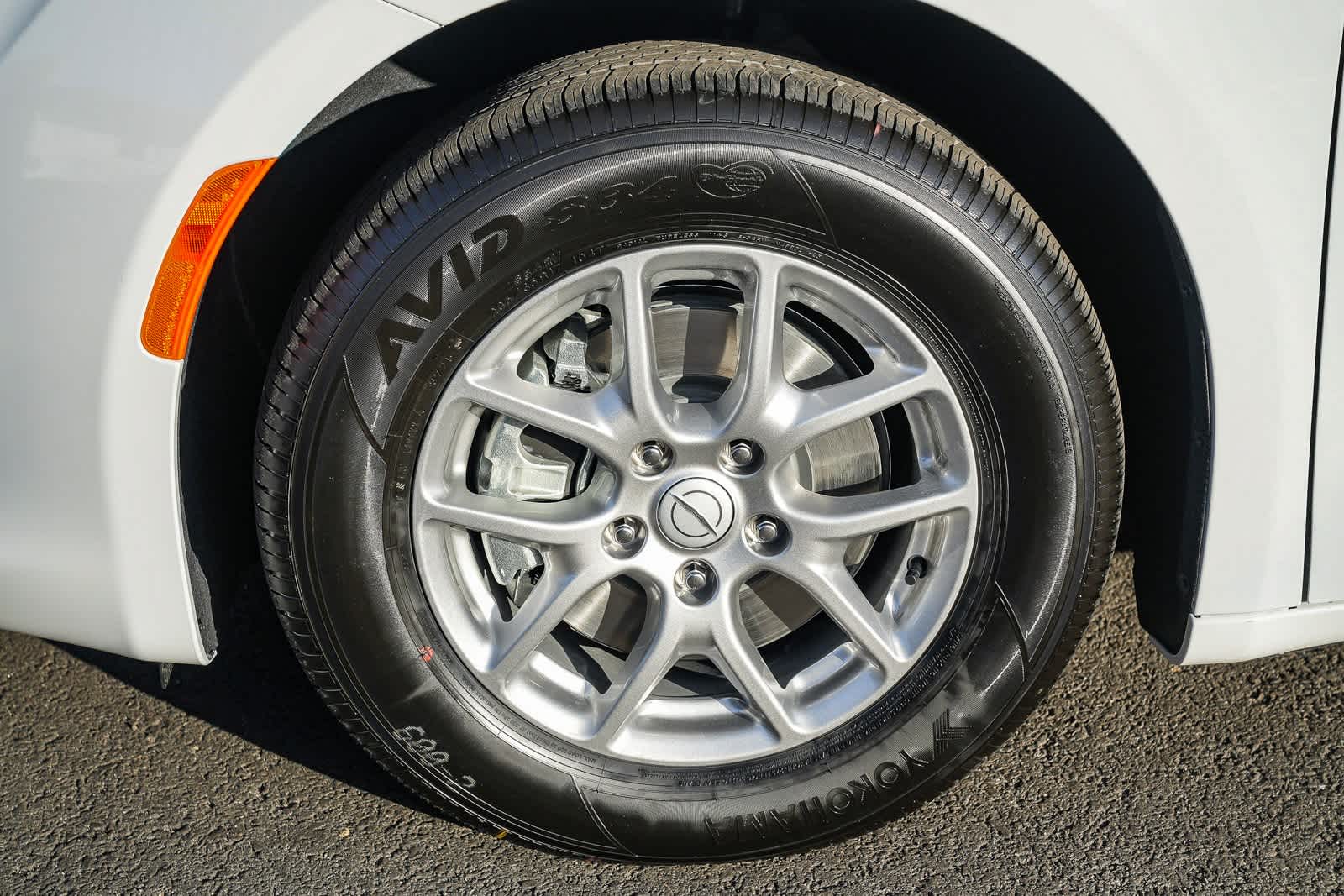 Thumbnail: 2026 Chrysler Voyager - 9